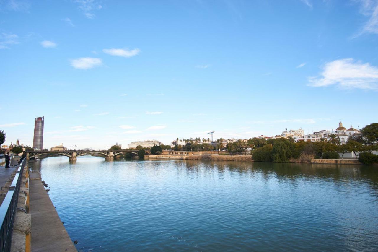 Pureza Oasis Suite Seville Exterior photo