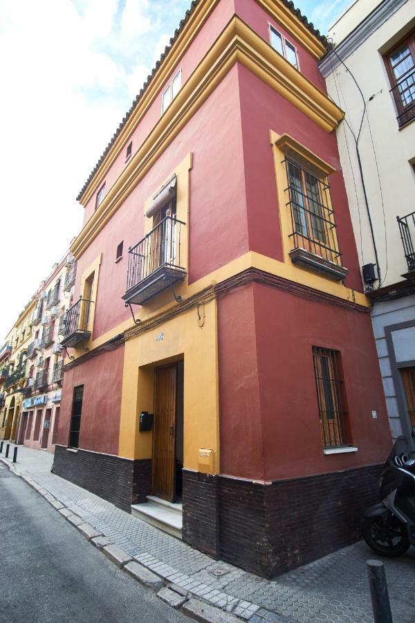 Pureza Oasis Suite Seville Exterior photo